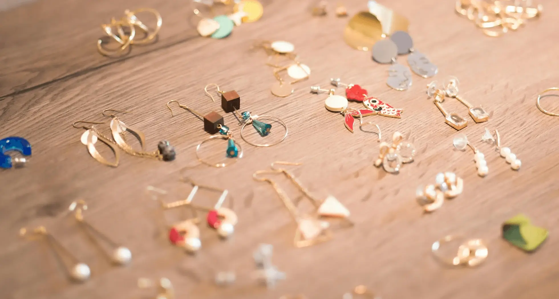 How to Layer Necklaces Beautifully
